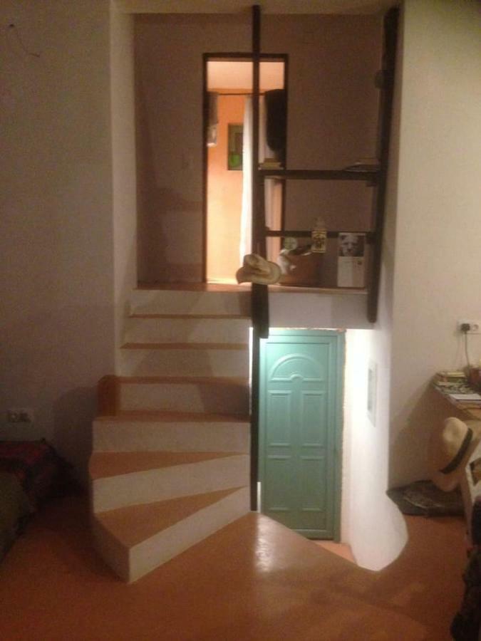 Rocky Mountain Way Villa Sellia  Bagian luar foto